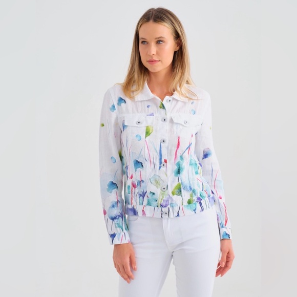 Dolcezza Jackets & Blazers - NWT Dolcezza “Misty Bloom” White Floral Denim Jacket